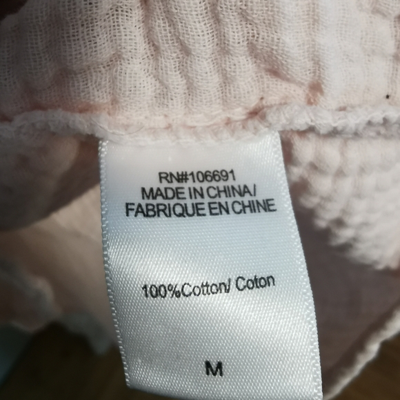 Women's Pink Button-Front Top - Picture 3 of 5